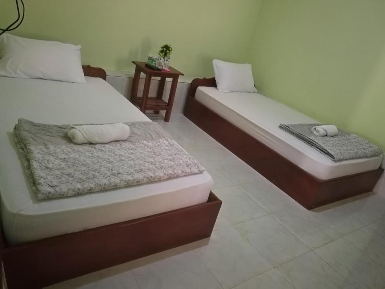 Arthith Guesthouse Nong Khiaw Bagian luar foto